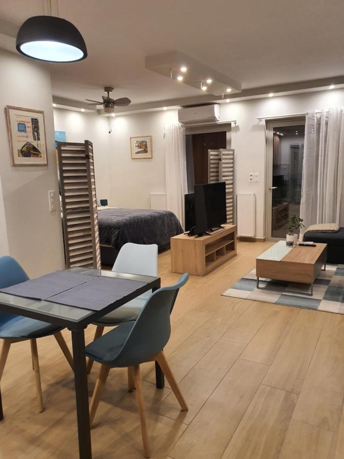 Tony'S Suite With Parking Атина Екстериор снимка